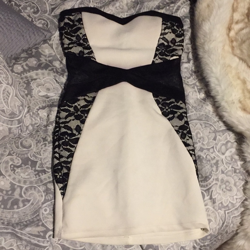 AGACI Strapless Cutout Cocktail Dress